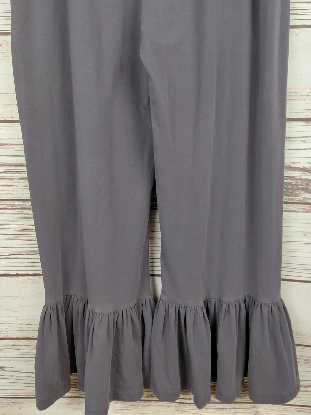 Lot of Two Matilda Jane Size Womens Medium Blue & Gray Cropped Ruffle Pants